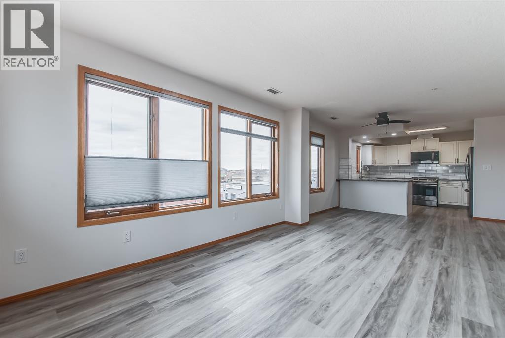 Single Family House for Sale in   Southview Drive SE Connaught Medicine Hat 