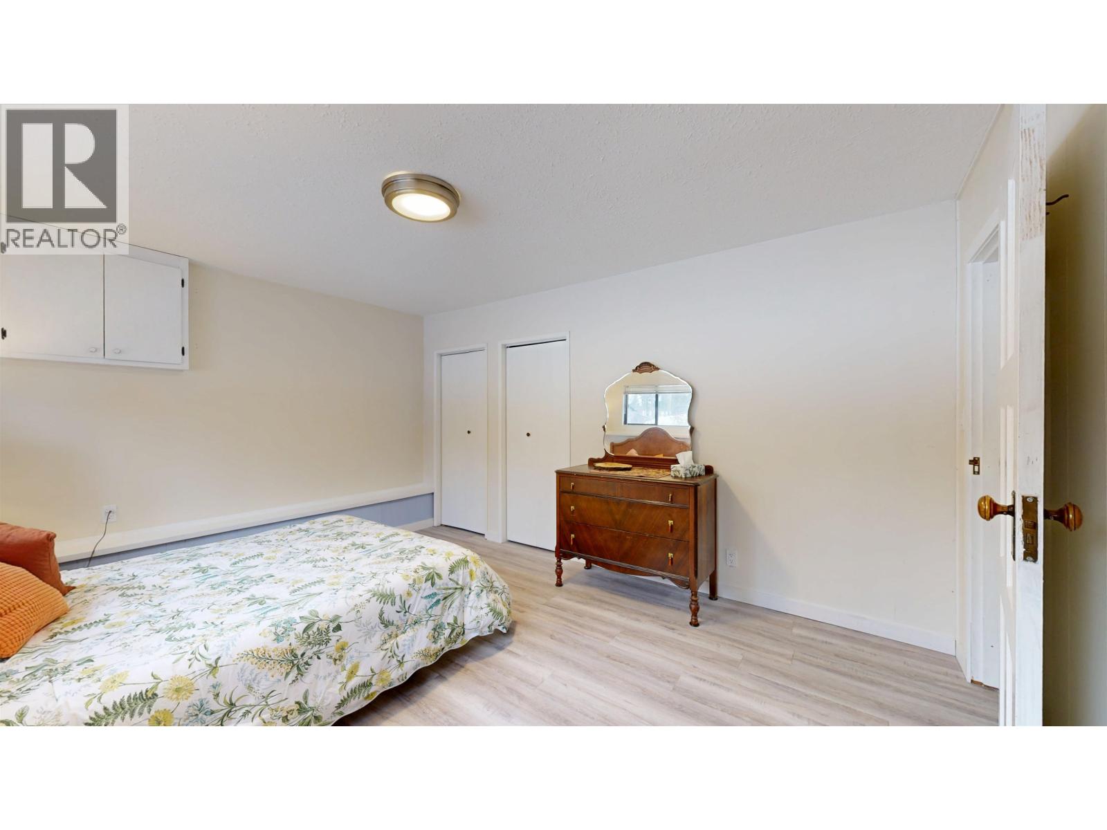 5040 HANSEN COURT - 32