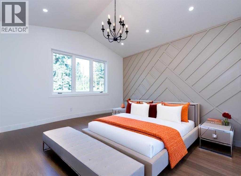 Single Family House for Sale in  Hartford Road NW Highwood Calgary 