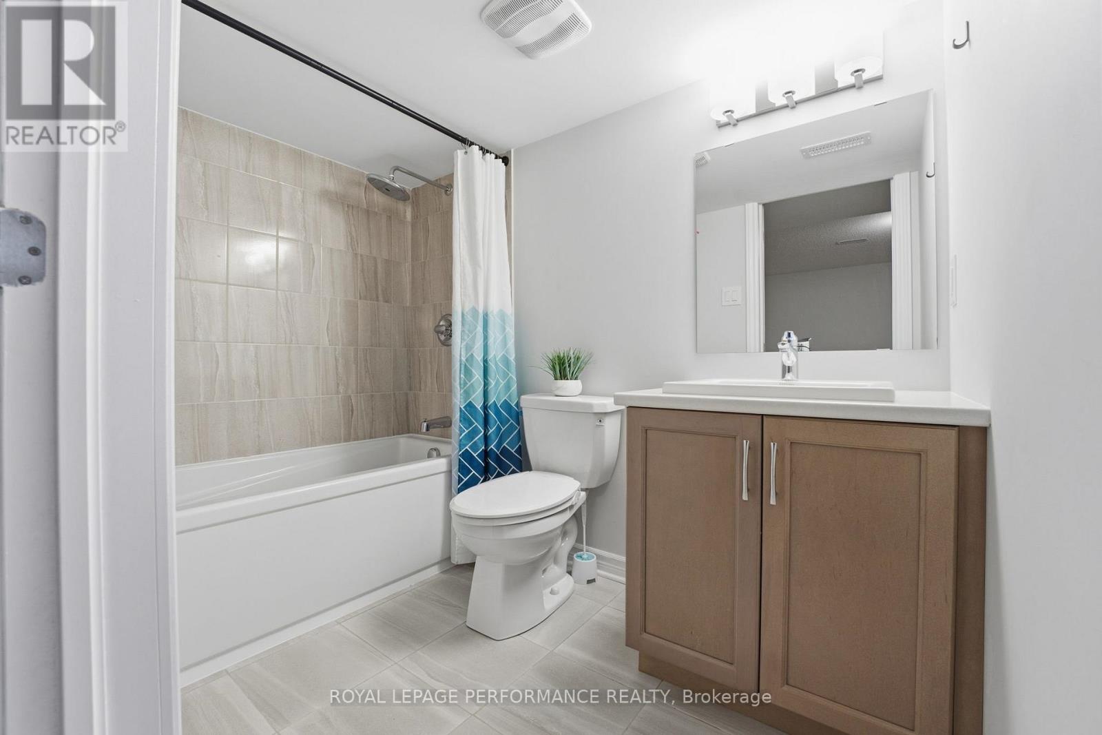 162 LUMEN PLACE — photo 38