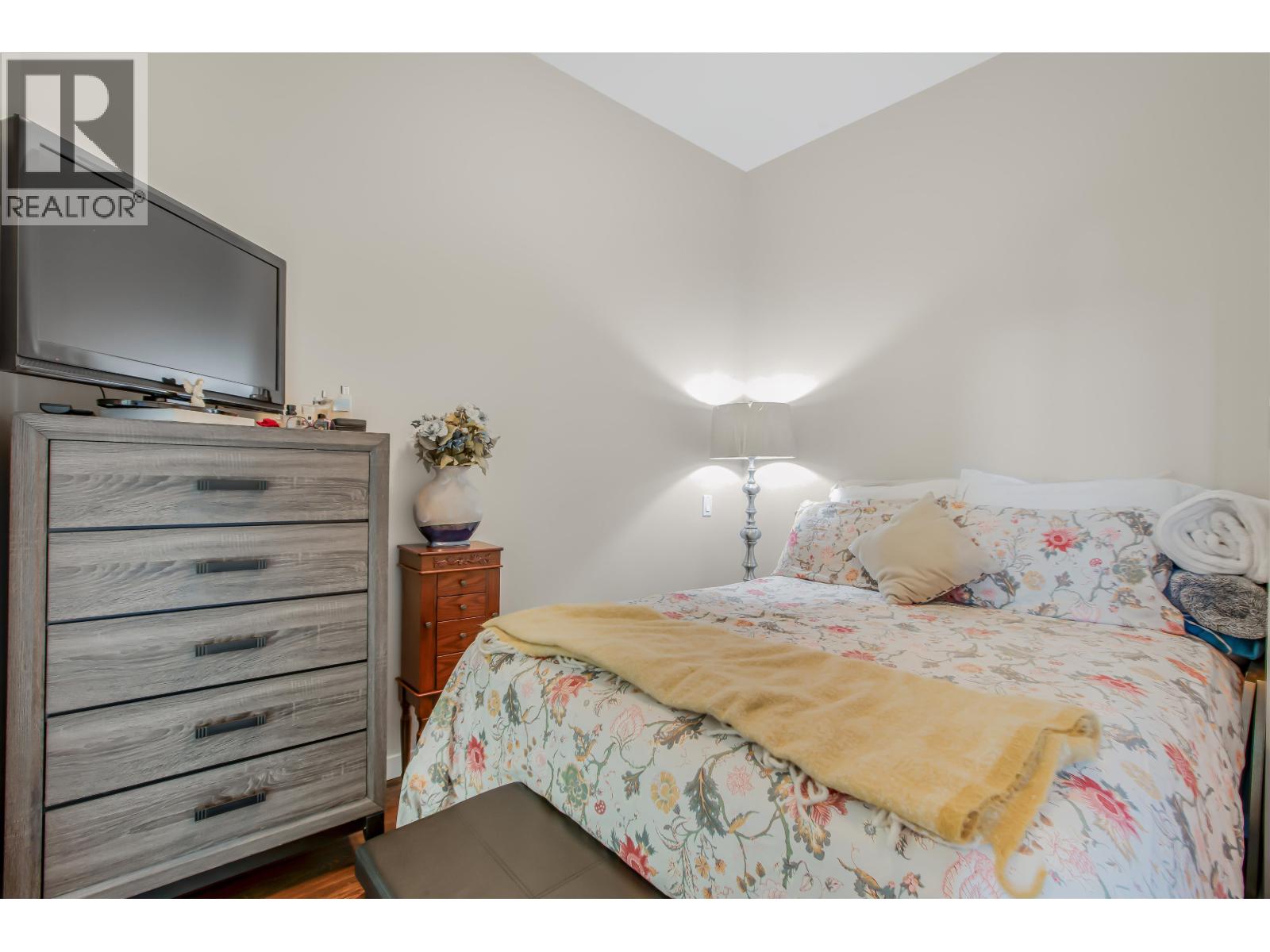 604 22318 LOUGHEED HIGHWAY, Maple Ridge