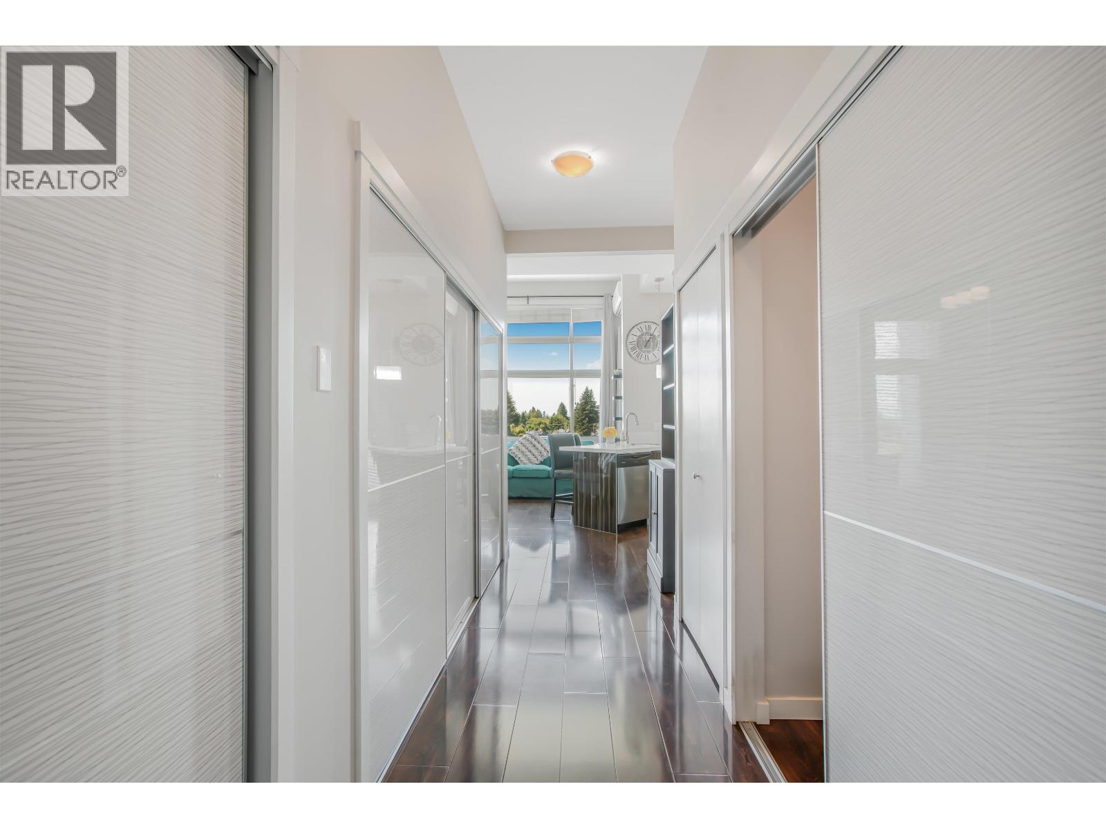 604 22318 LOUGHEED HIGHWAY, Maple Ridge