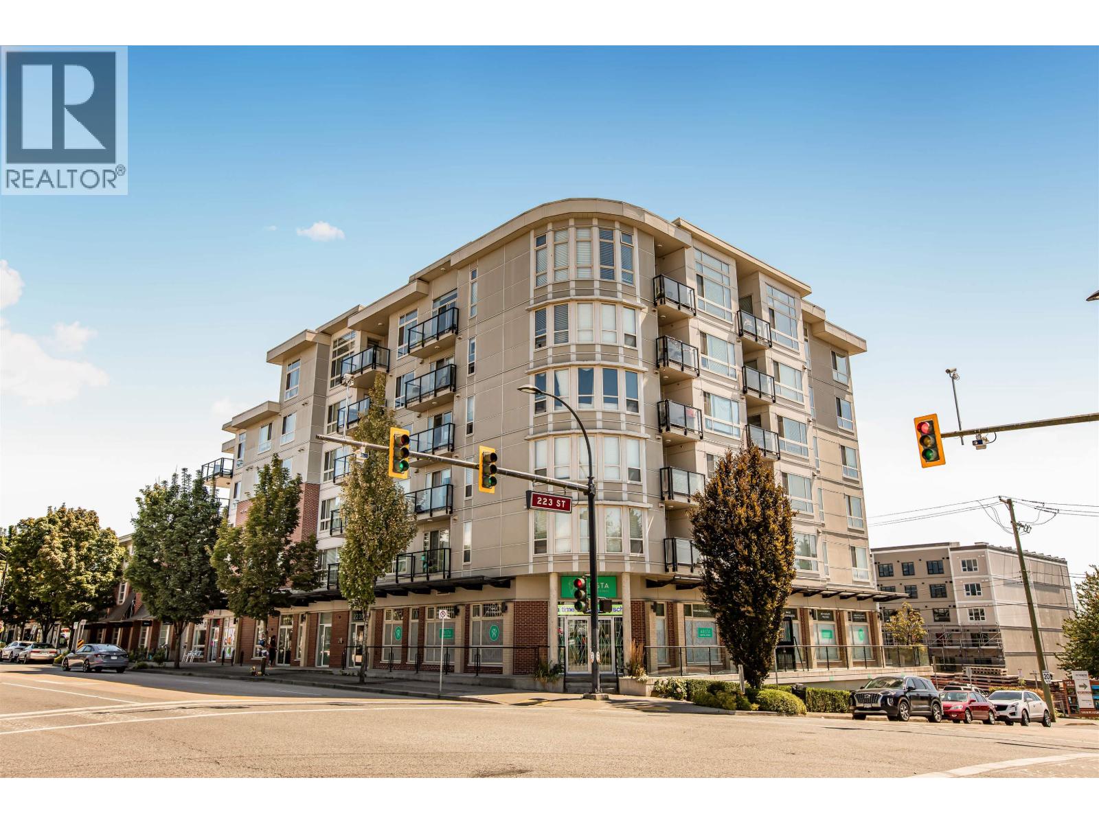 604 22318 LOUGHEED HIGHWAY, Maple Ridge