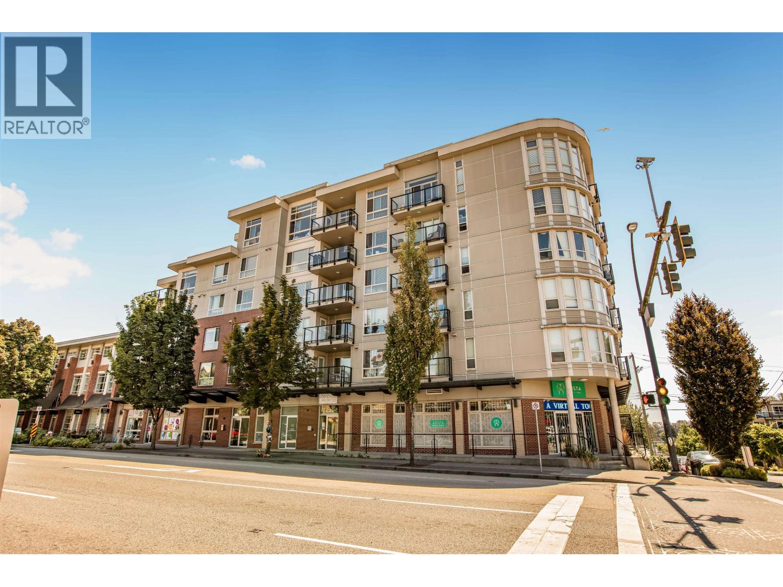 604 22318 LOUGHEED HIGHWAY, Maple Ridge