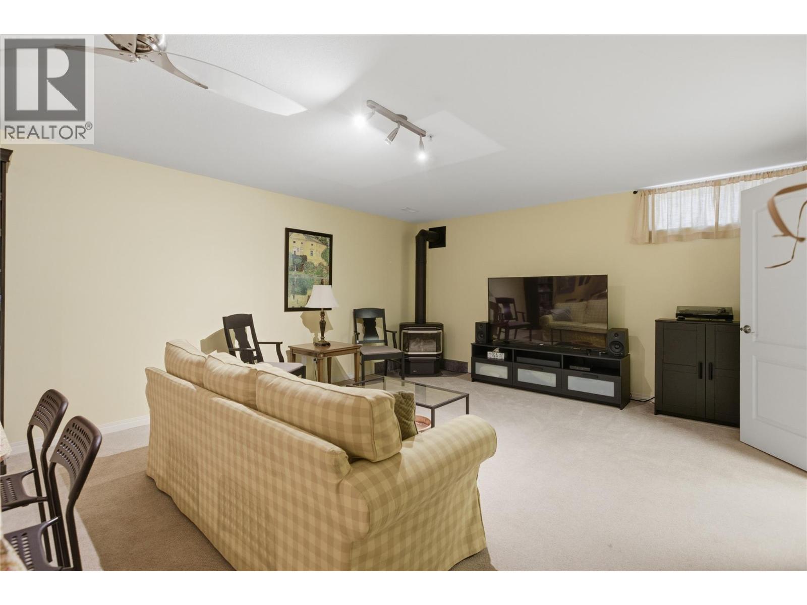 569 COYOTE Drive, Kamloops