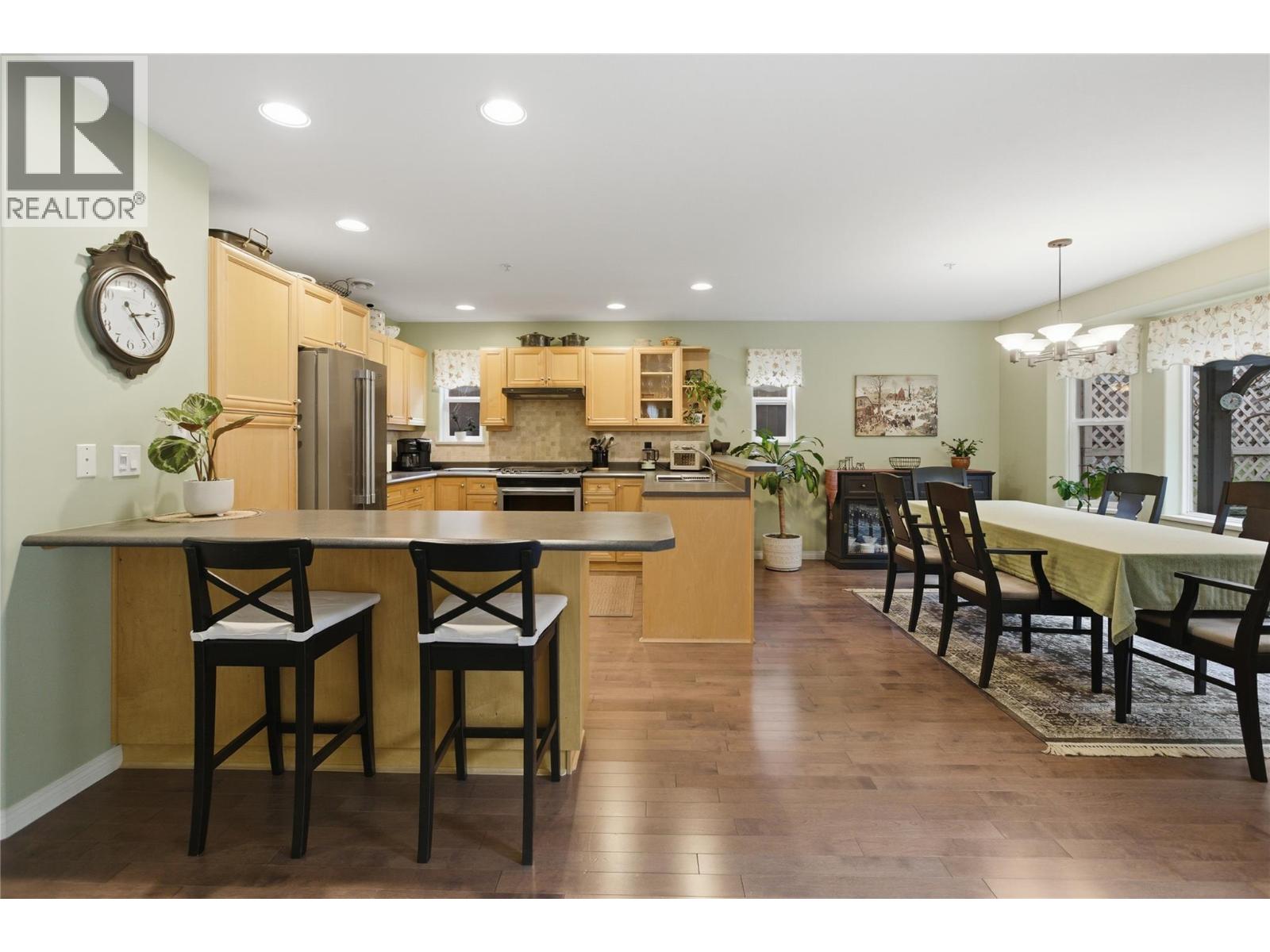 569 COYOTE Drive, Kamloops