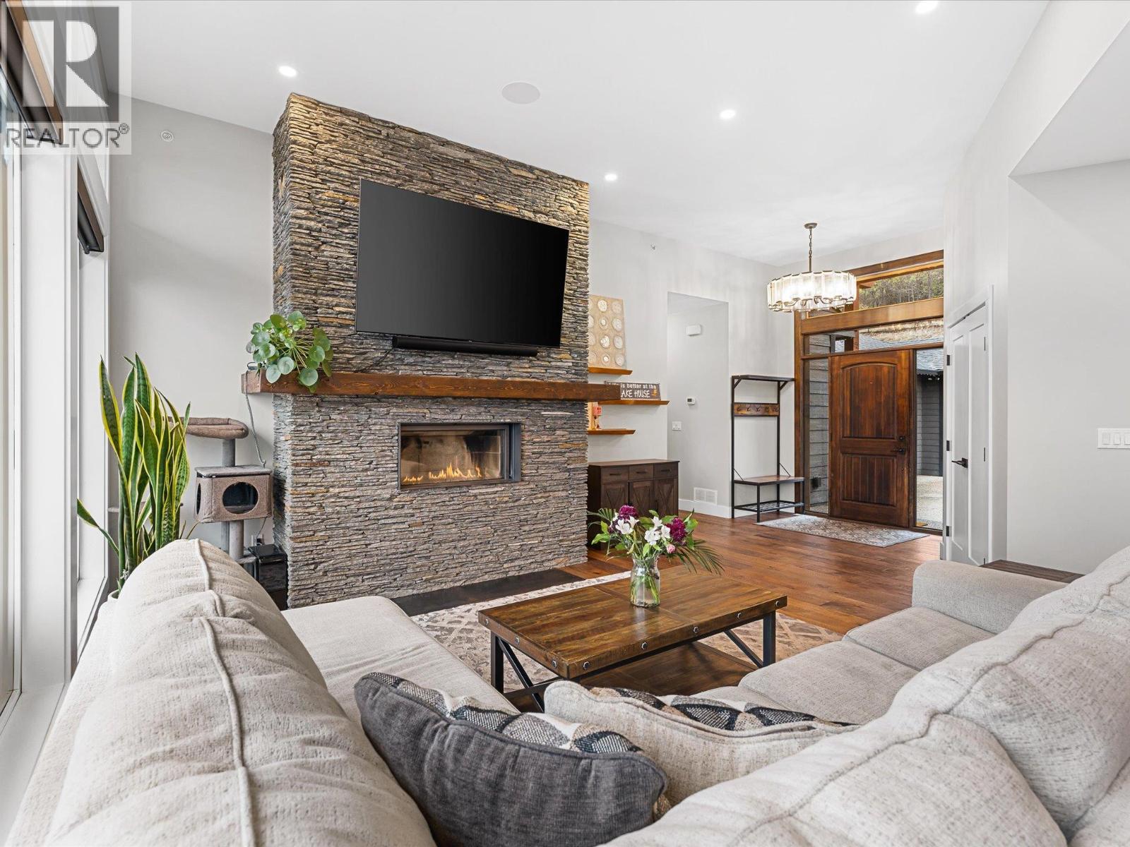  14405 Moberly Road, Lake Country