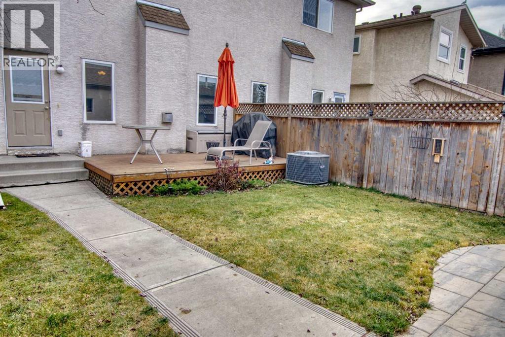 Single Family House for Sale in   Avenue NW Tuxedo Park Calgary 