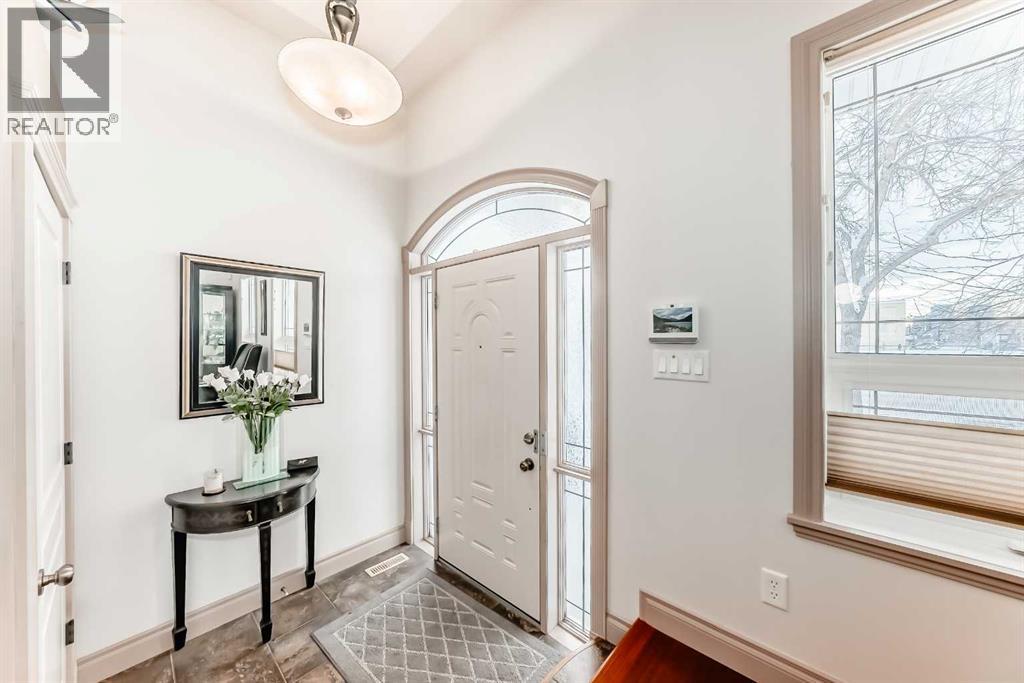 Single Family House for Sale in   Avenue NW Tuxedo Park Calgary 