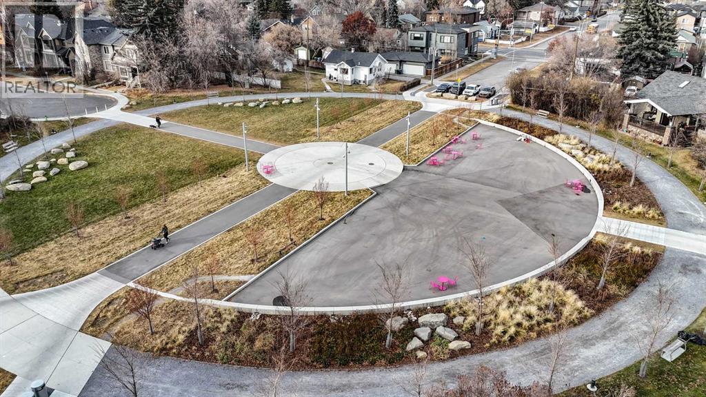 Single Family House for Sale in   Avenue NW Tuxedo Park Calgary 