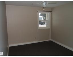 Bedroom 3 - 4901 47 Av, Myrnam, AB T0B3K0 Photo 6