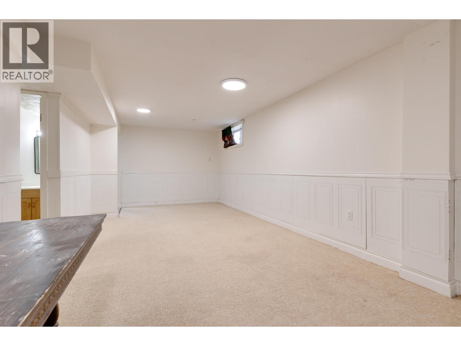 204 WATSON CRESCENT - 21