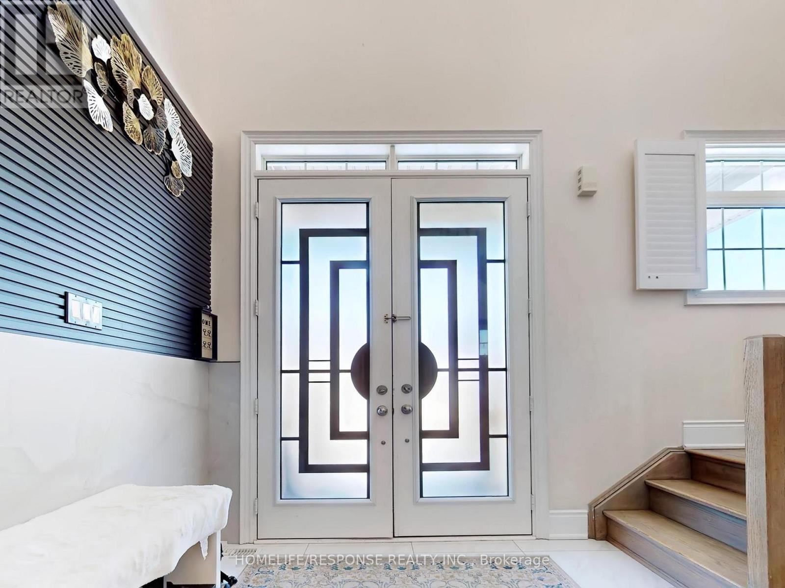 141 AUCKLAND DRIVE - Photo 3 of 50, Whitby, Ontario