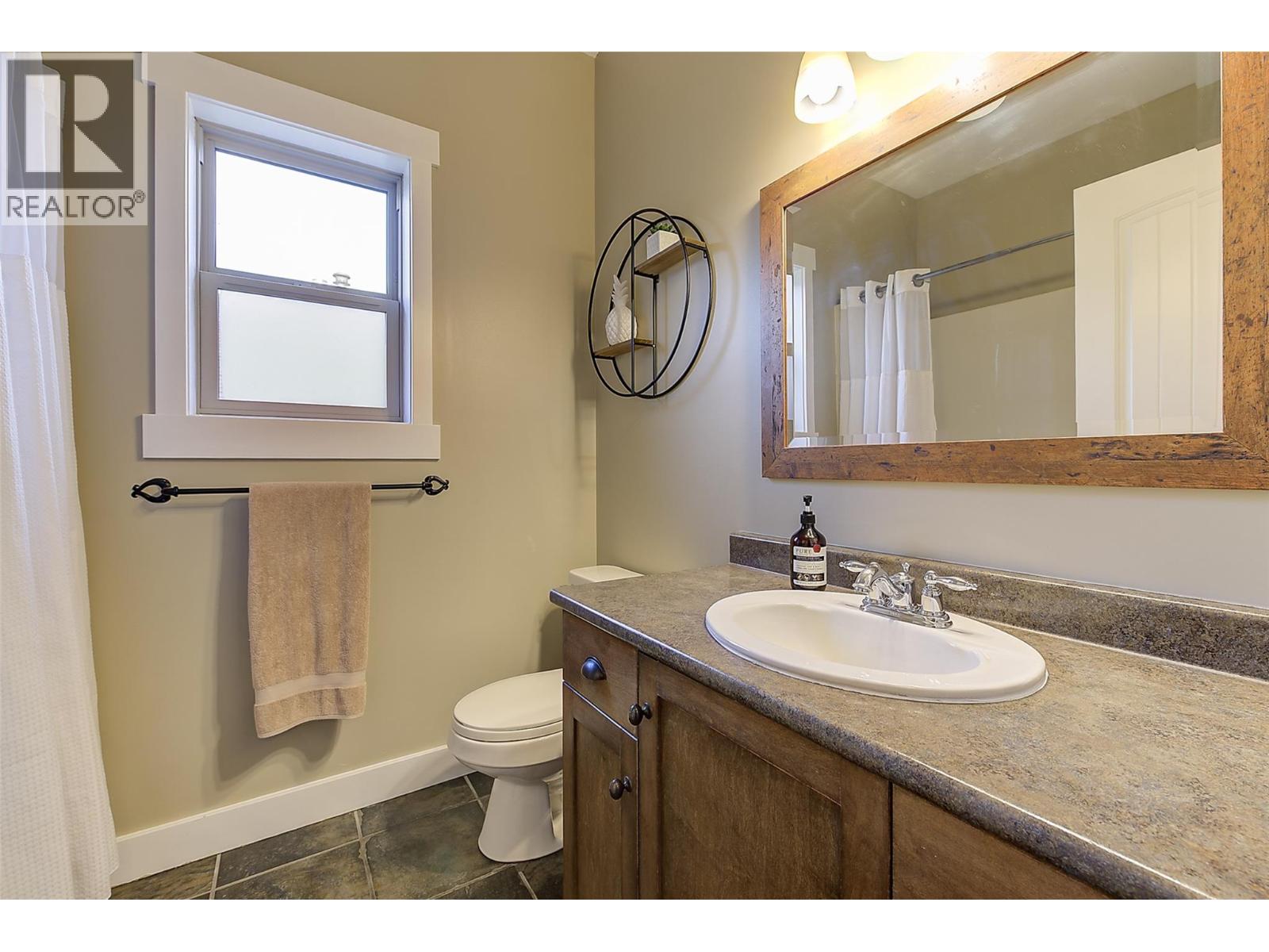  12633 Driftwood Court, Lake Country