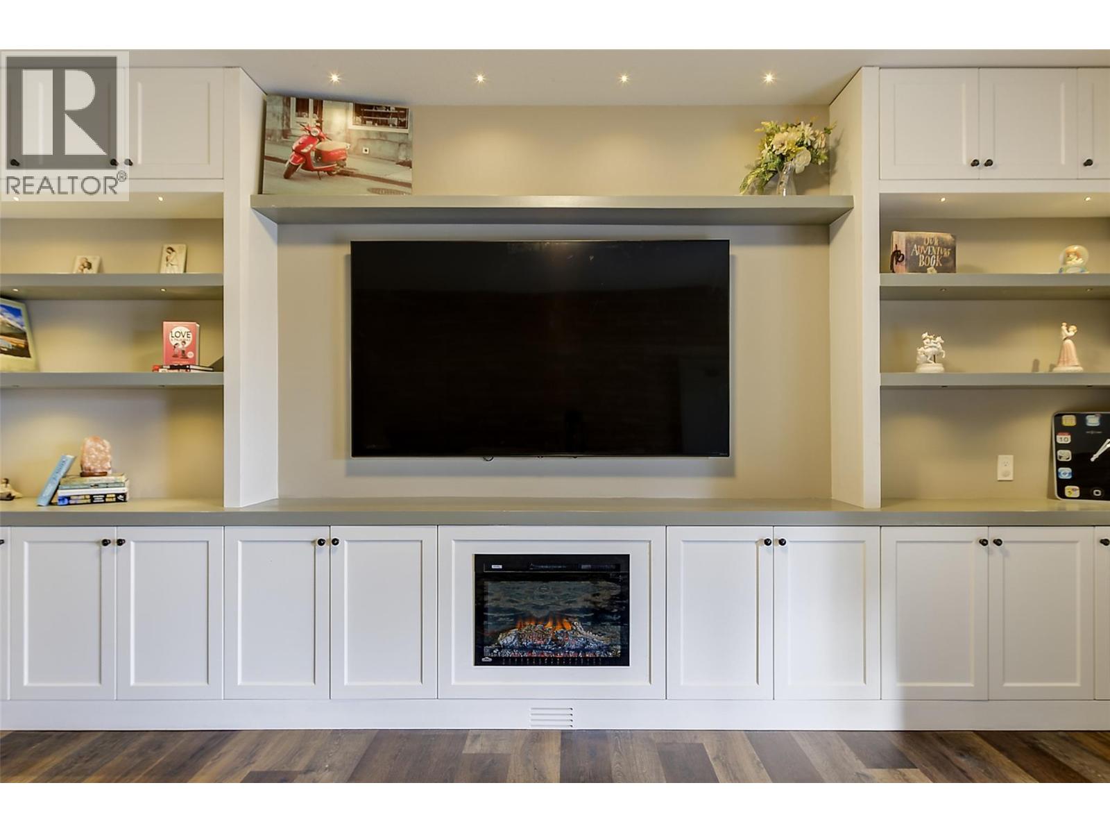  12633 Driftwood Court, Lake Country