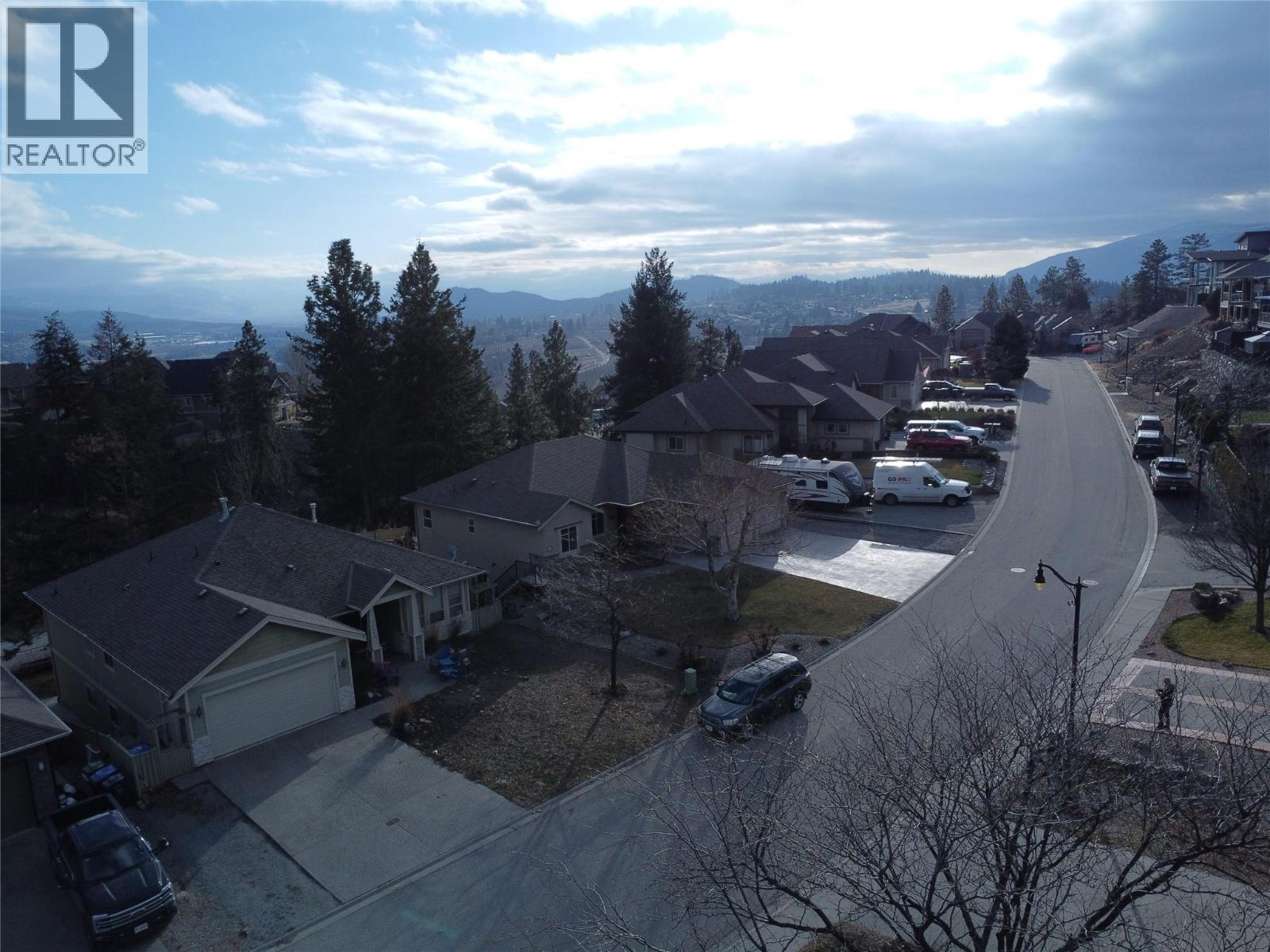  12633 Driftwood Court, Lake Country