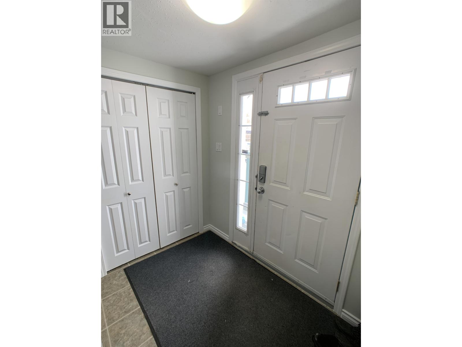 A 4415 HERITAGE CRESCENT, Fort Nelson