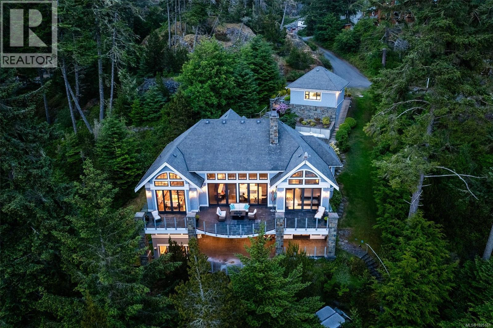  1050 Roxview Court, Sooke