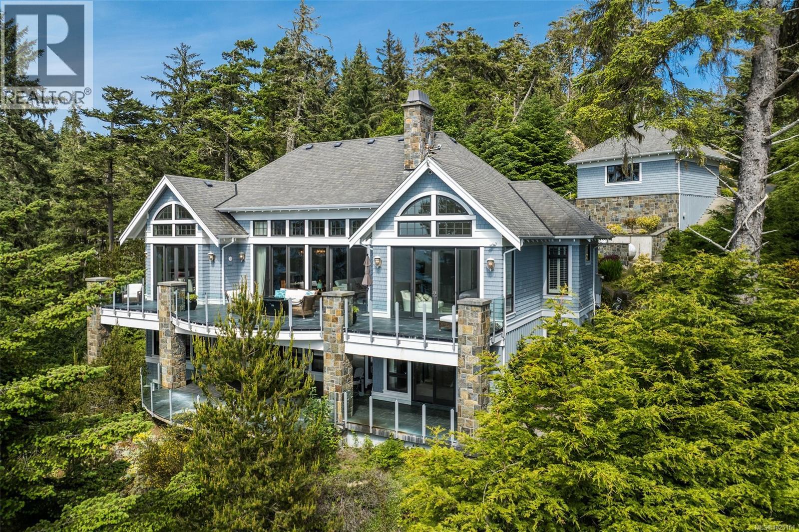  1050 Roxview Court, Sooke