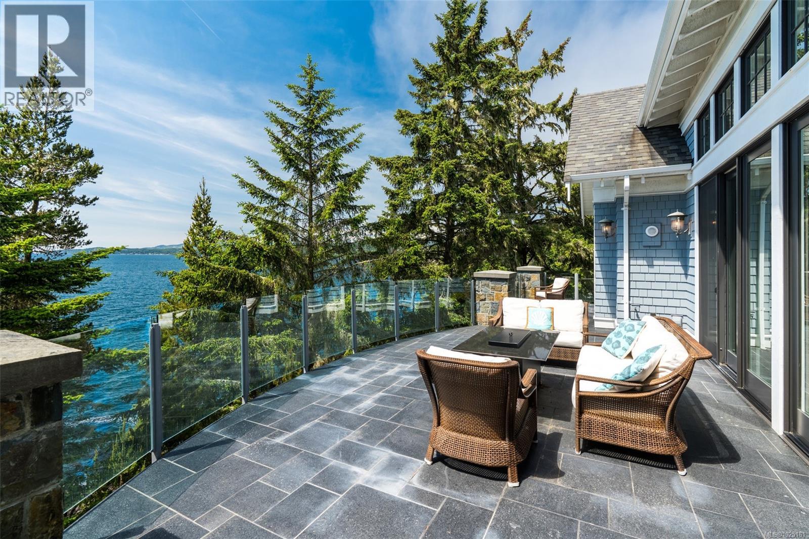  1050 Roxview Court, Sooke