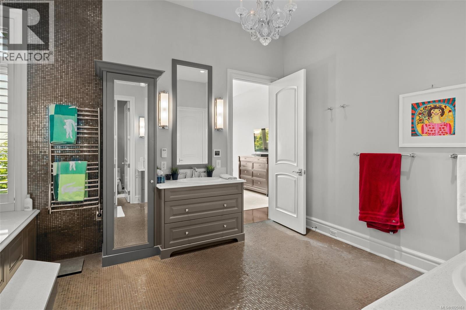  1050 Roxview Court, Sooke