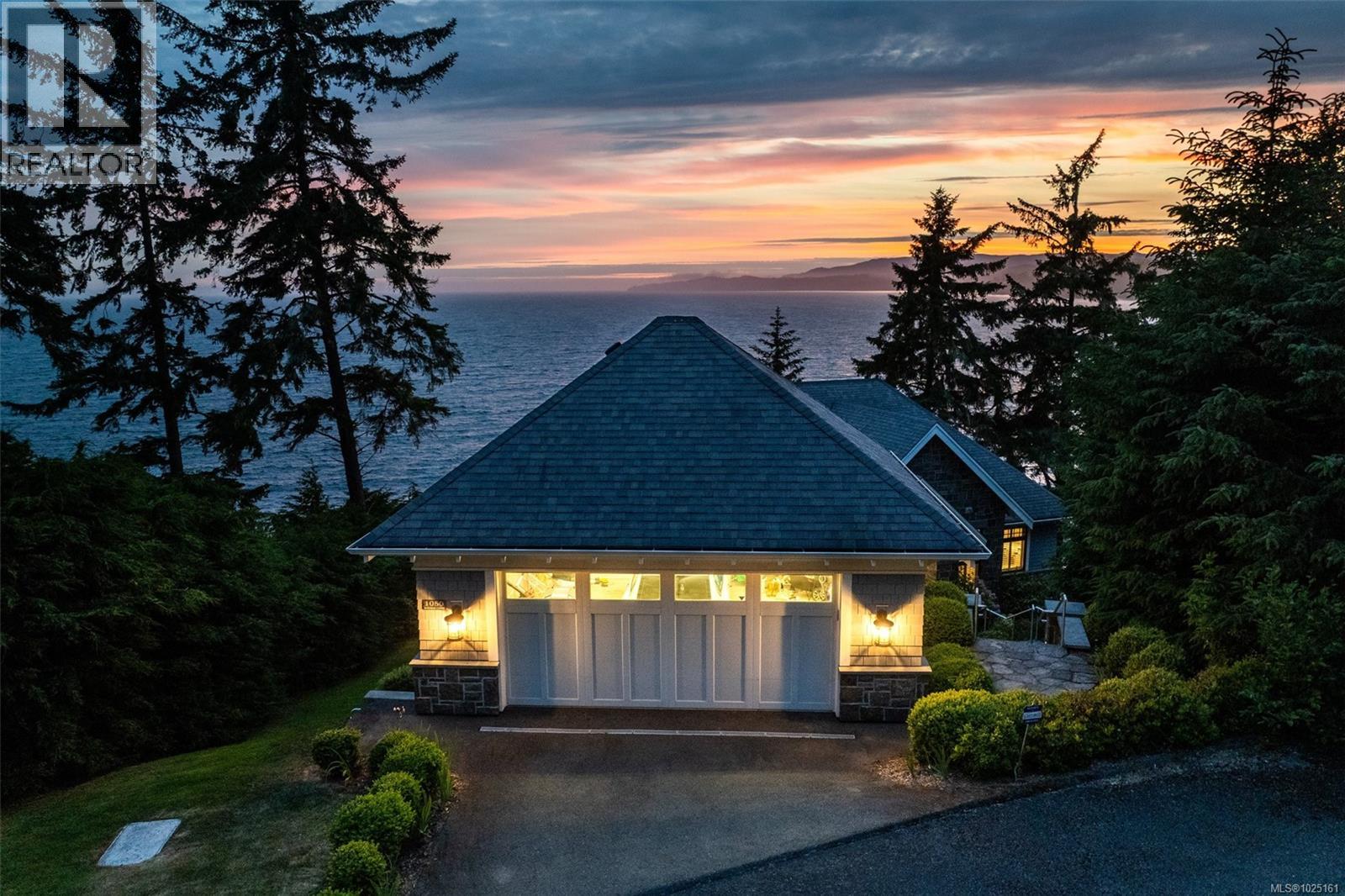  1050 Roxview Court, Sooke