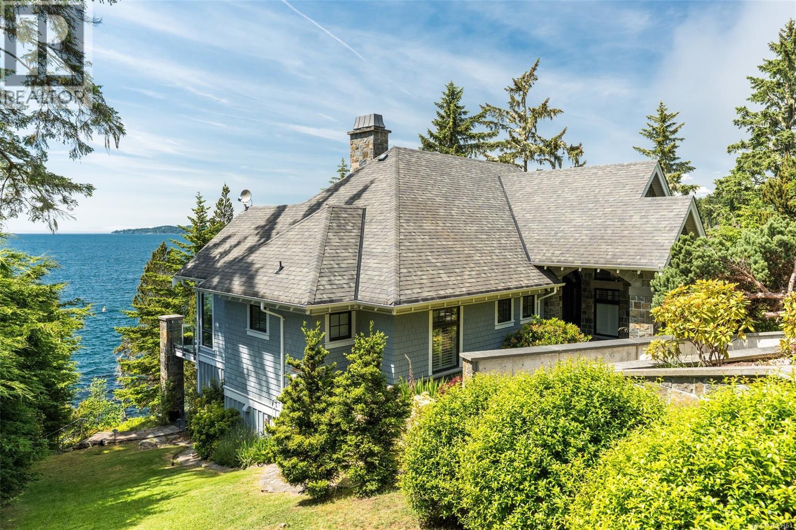  1050 Roxview Court, Sooke