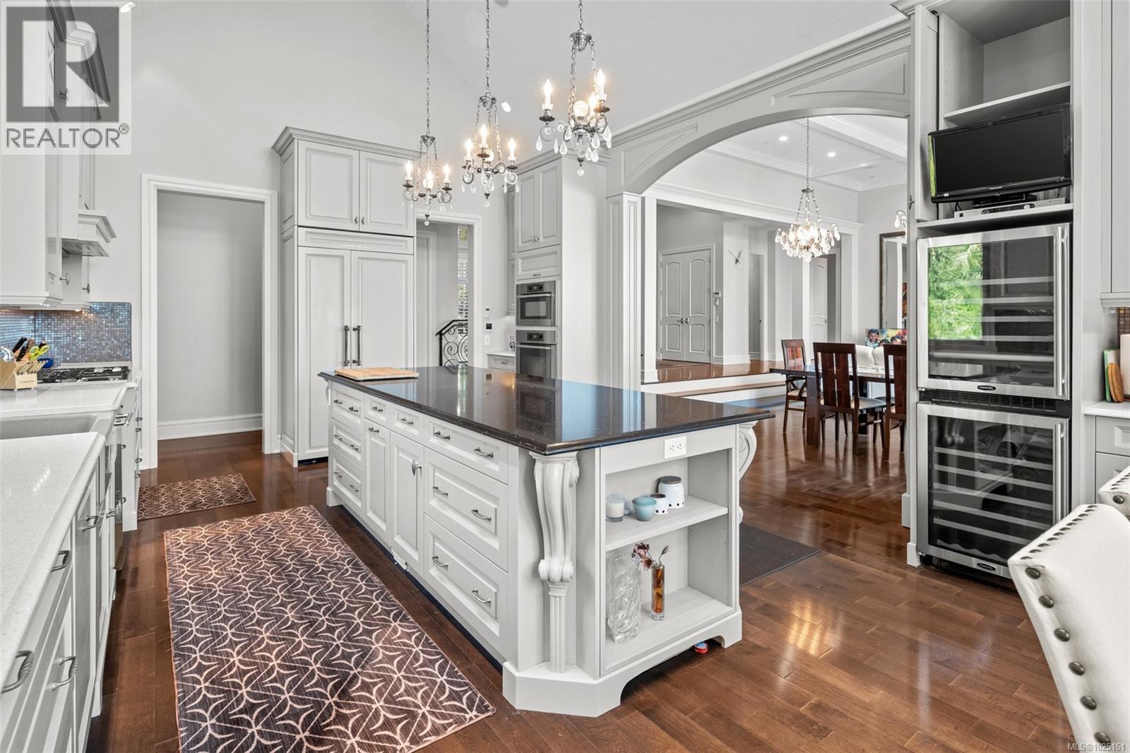  1050 Roxview Court, Sooke