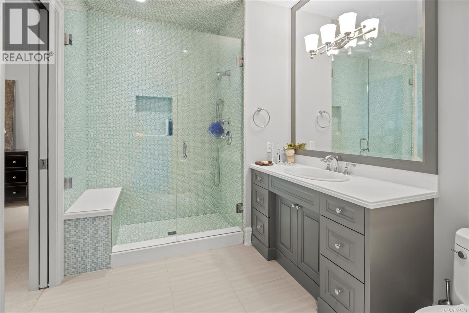  1050 Roxview Court, Sooke