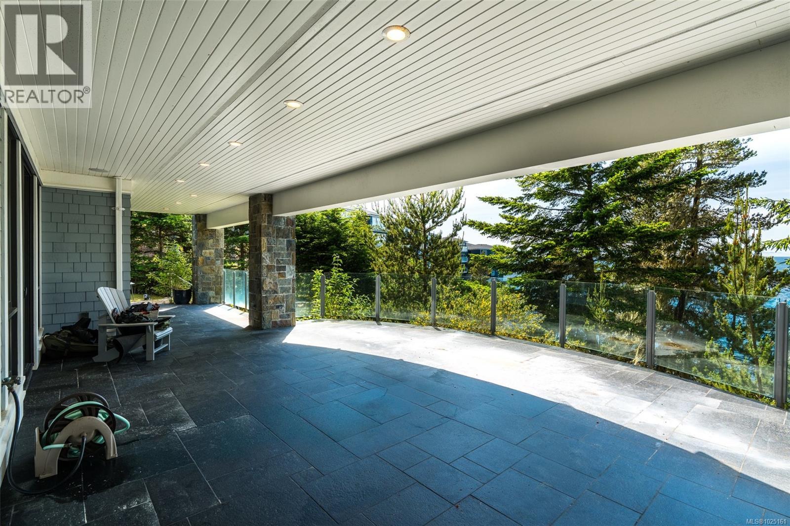  1050 Roxview Court, Sooke