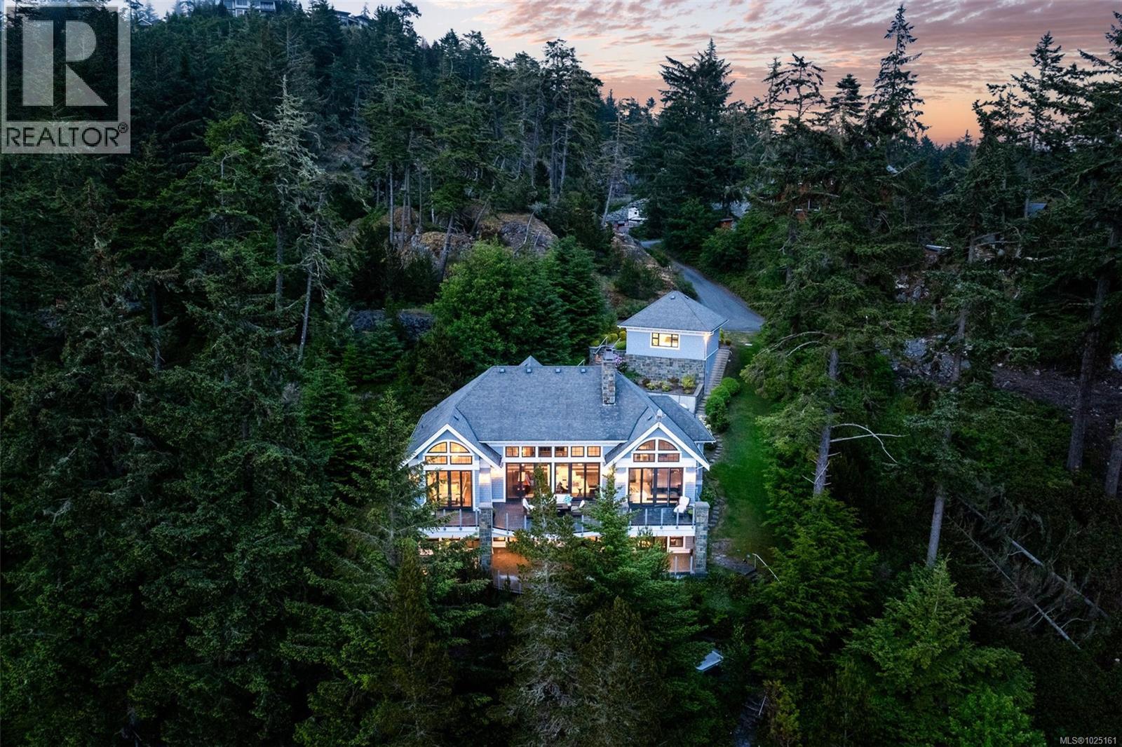  1050 Roxview Court, Sooke