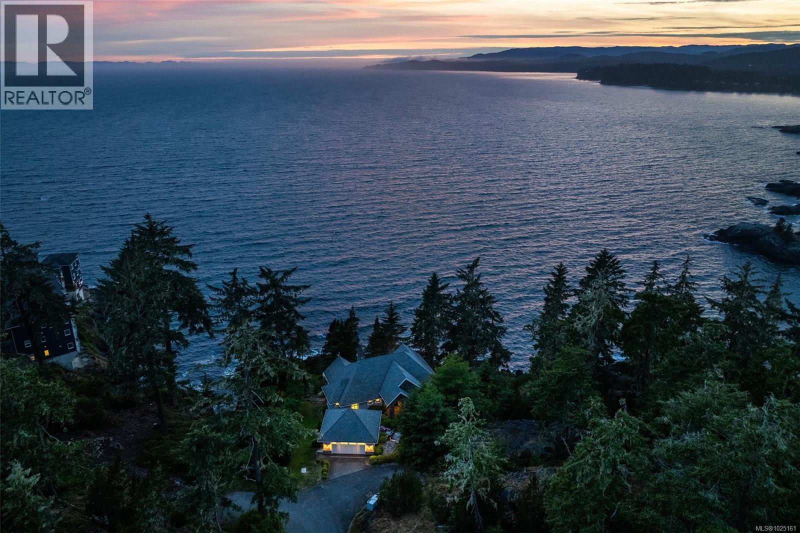  1050 Roxview Court, Sooke