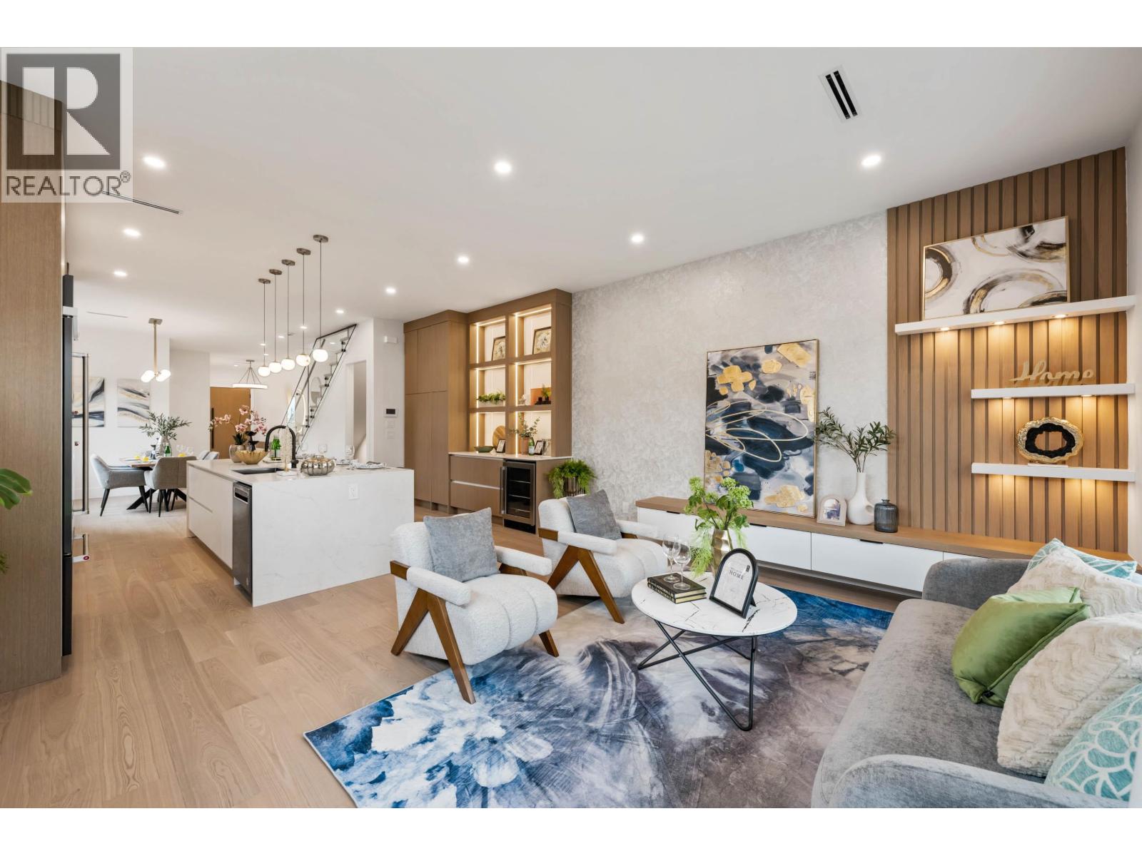 1 6107 PATRICK STREET, Burnaby