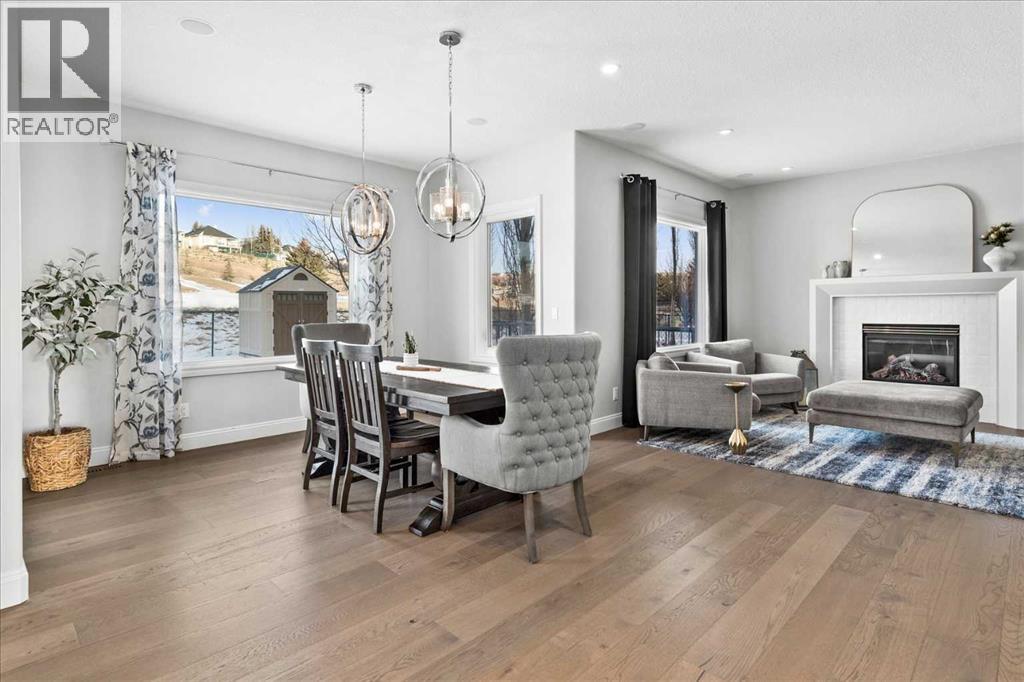 255 Gleneagles View, Cochrane