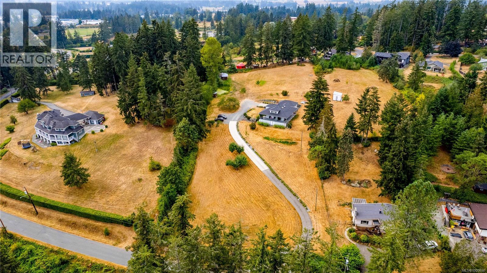 6742 Norcross Rd, Duncan