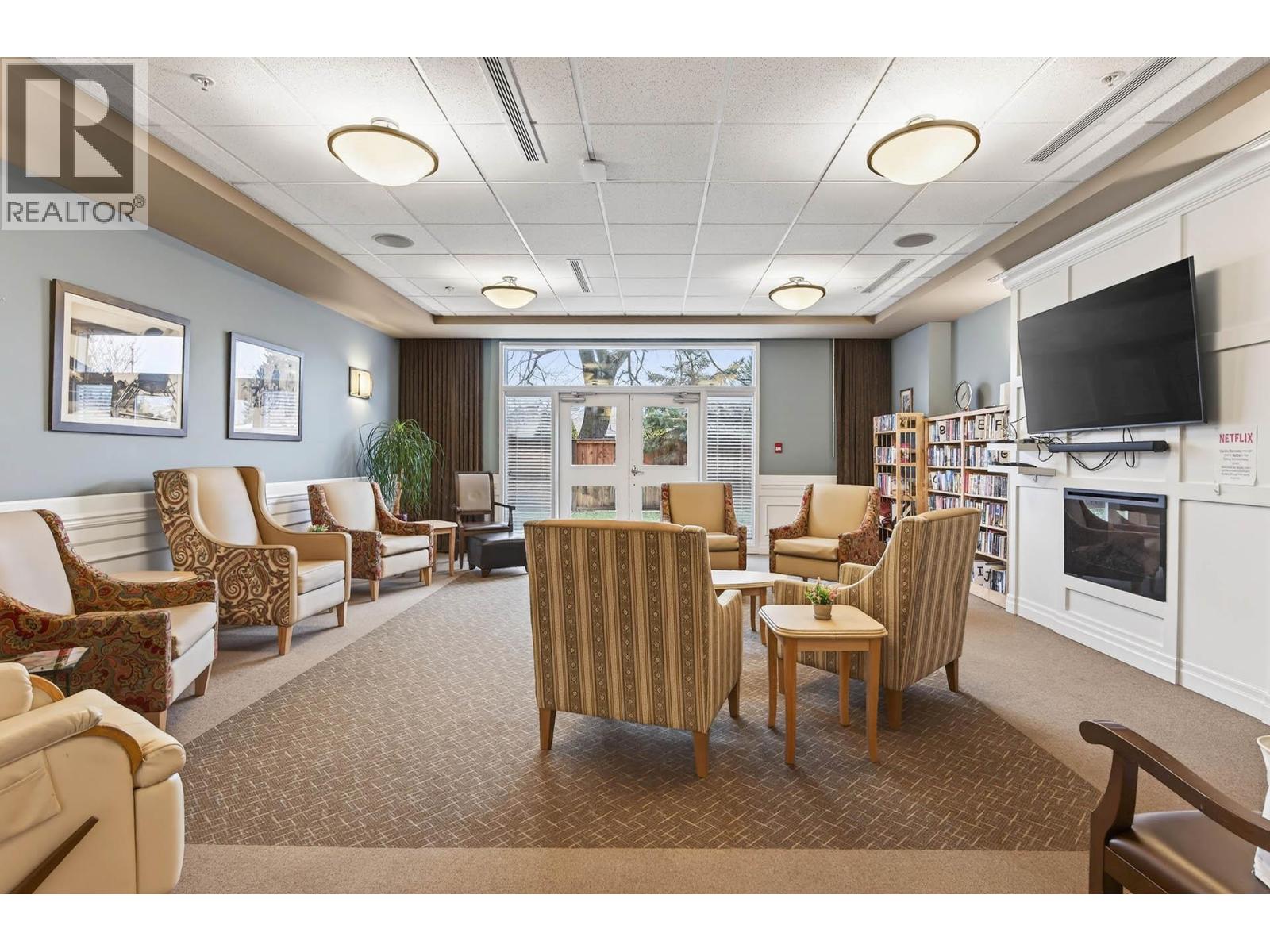 300 755 MAYFAIR Street, Kamloops