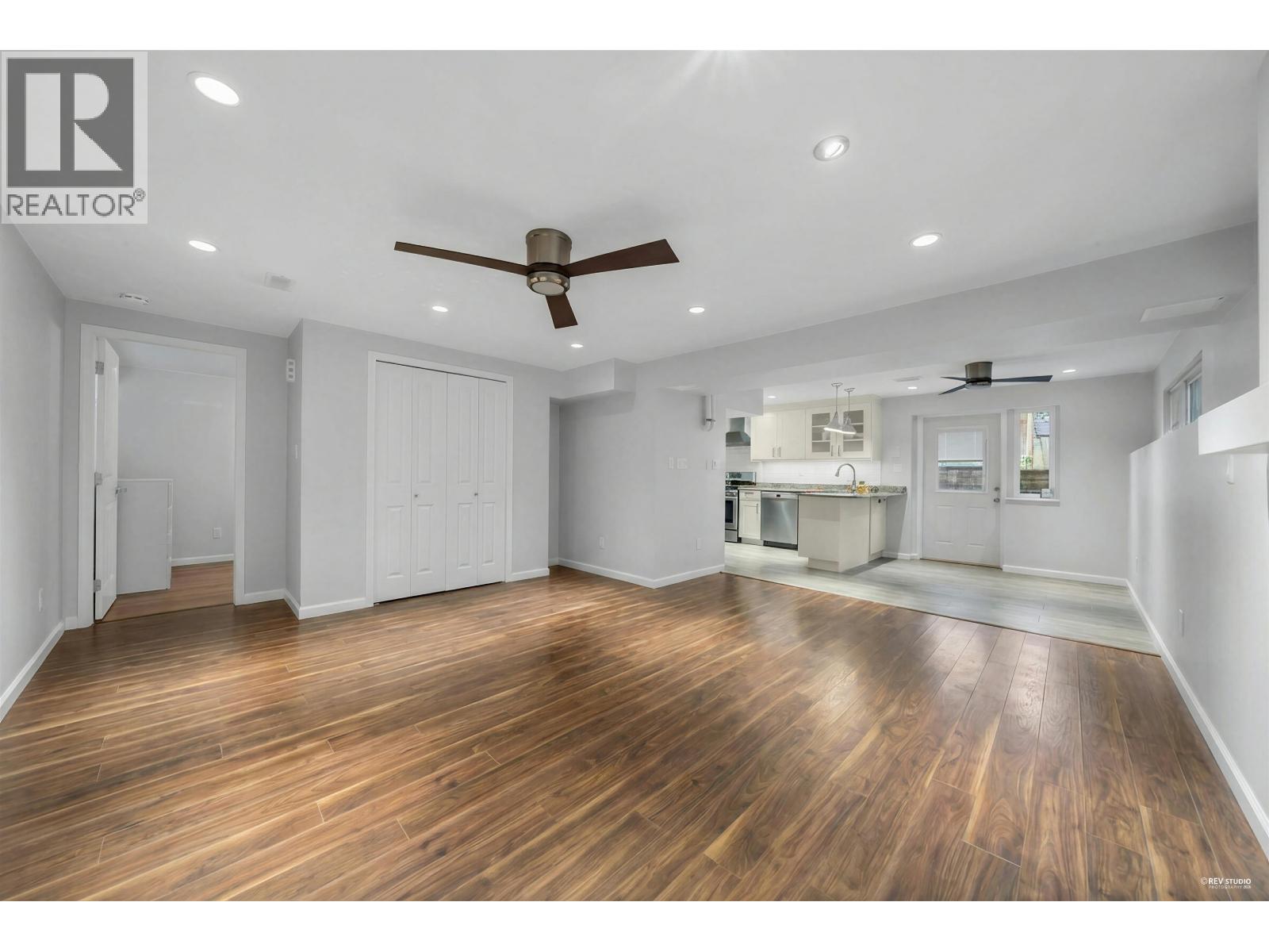 2093 CONCORD AVENUE, Coquitlam