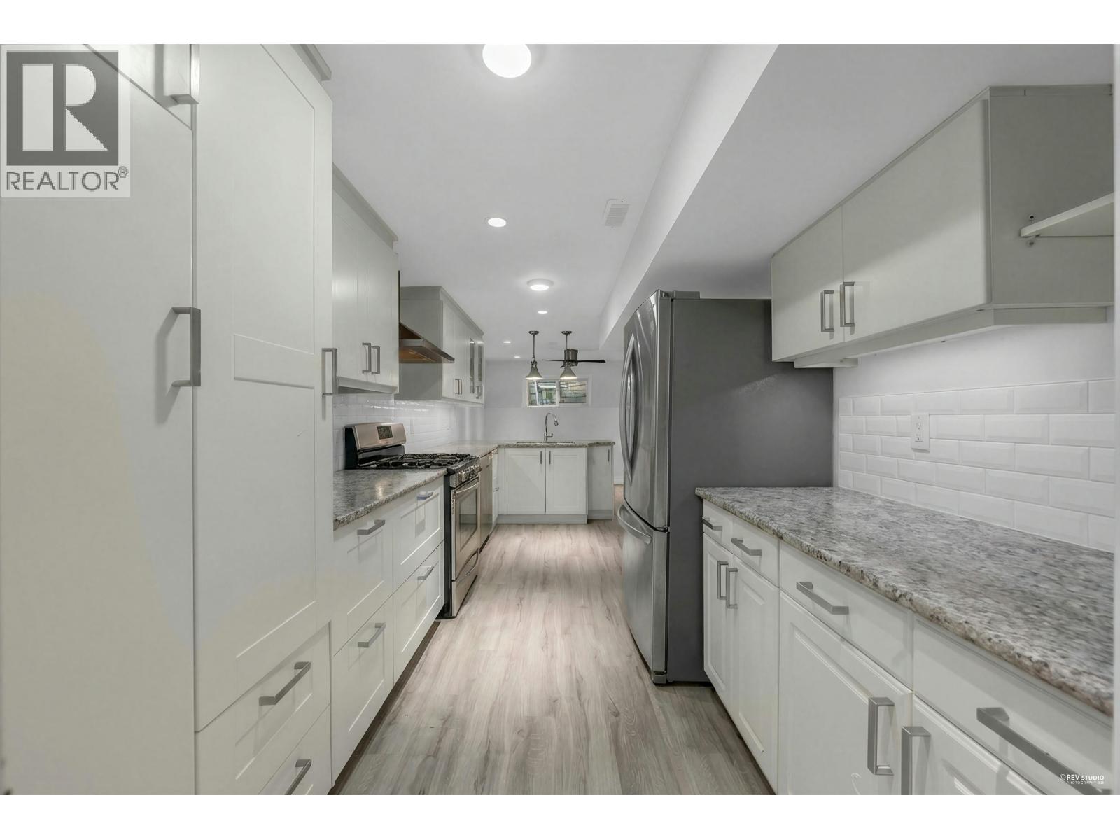 2093 CONCORD AVENUE, Coquitlam