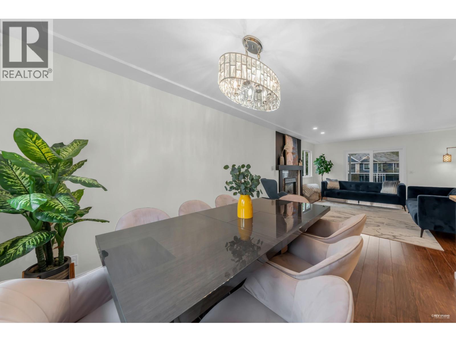 2093 CONCORD AVENUE, Coquitlam