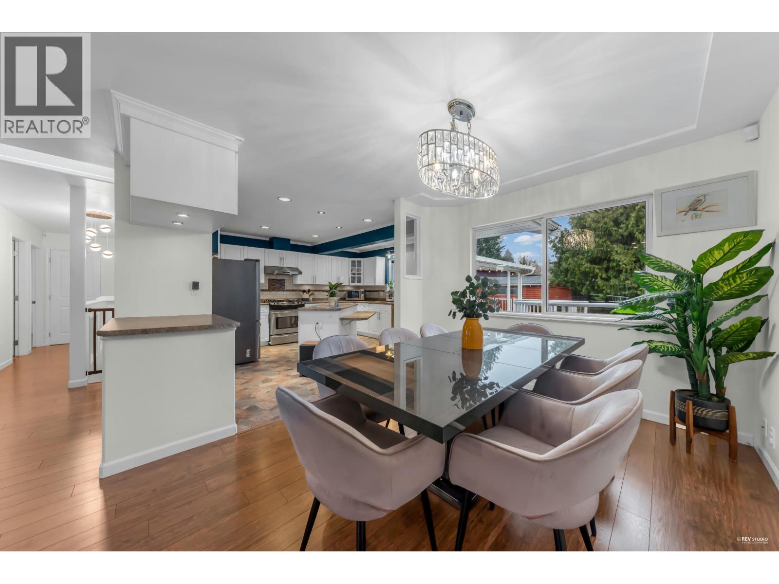 2093 CONCORD AVENUE, Coquitlam