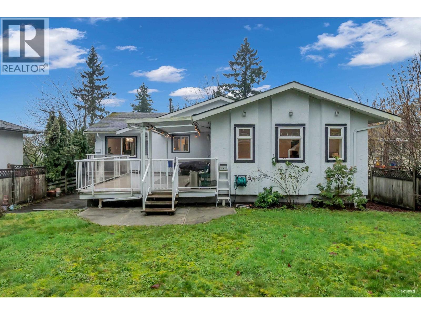 2093 CONCORD AVENUE, Coquitlam