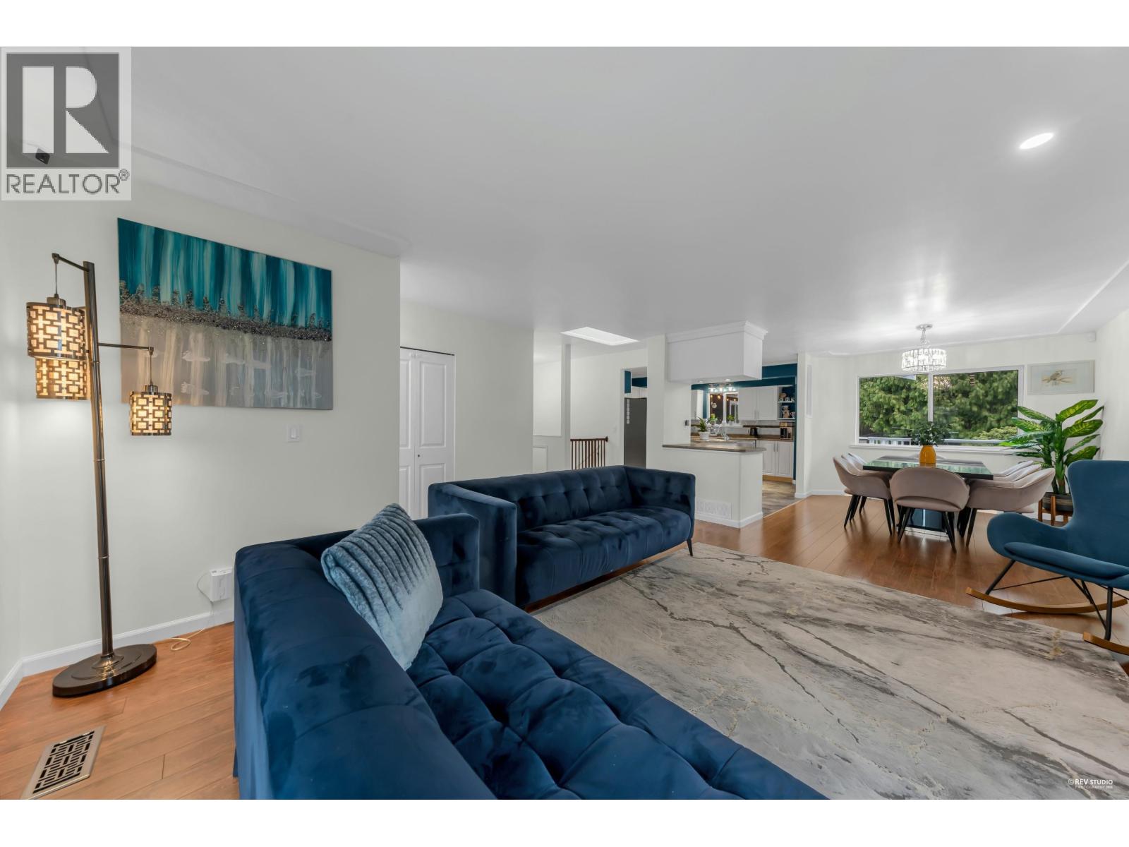 2093 CONCORD AVENUE, Coquitlam