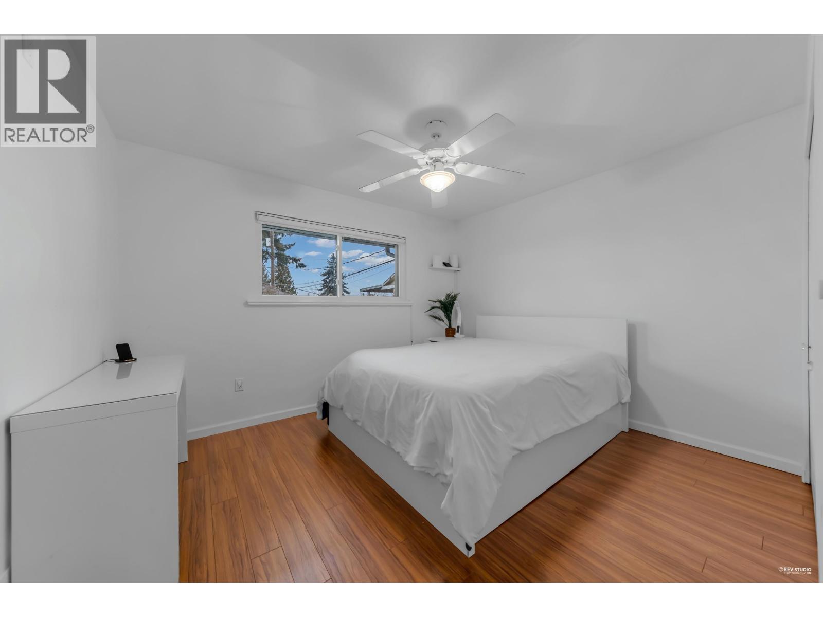 2093 CONCORD AVENUE, Coquitlam