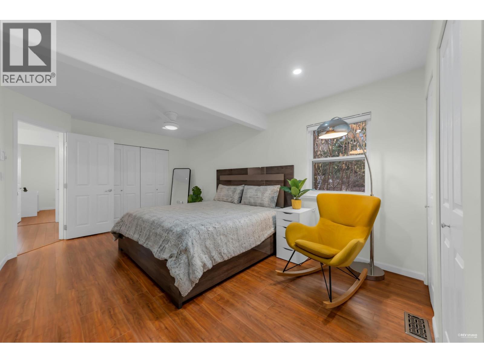 2093 CONCORD AVENUE, Coquitlam