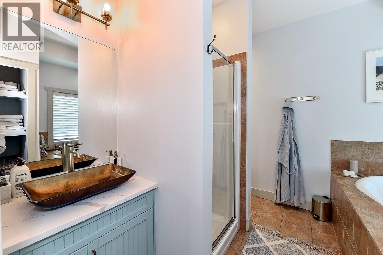 11617 Pretty Road, Lake Country