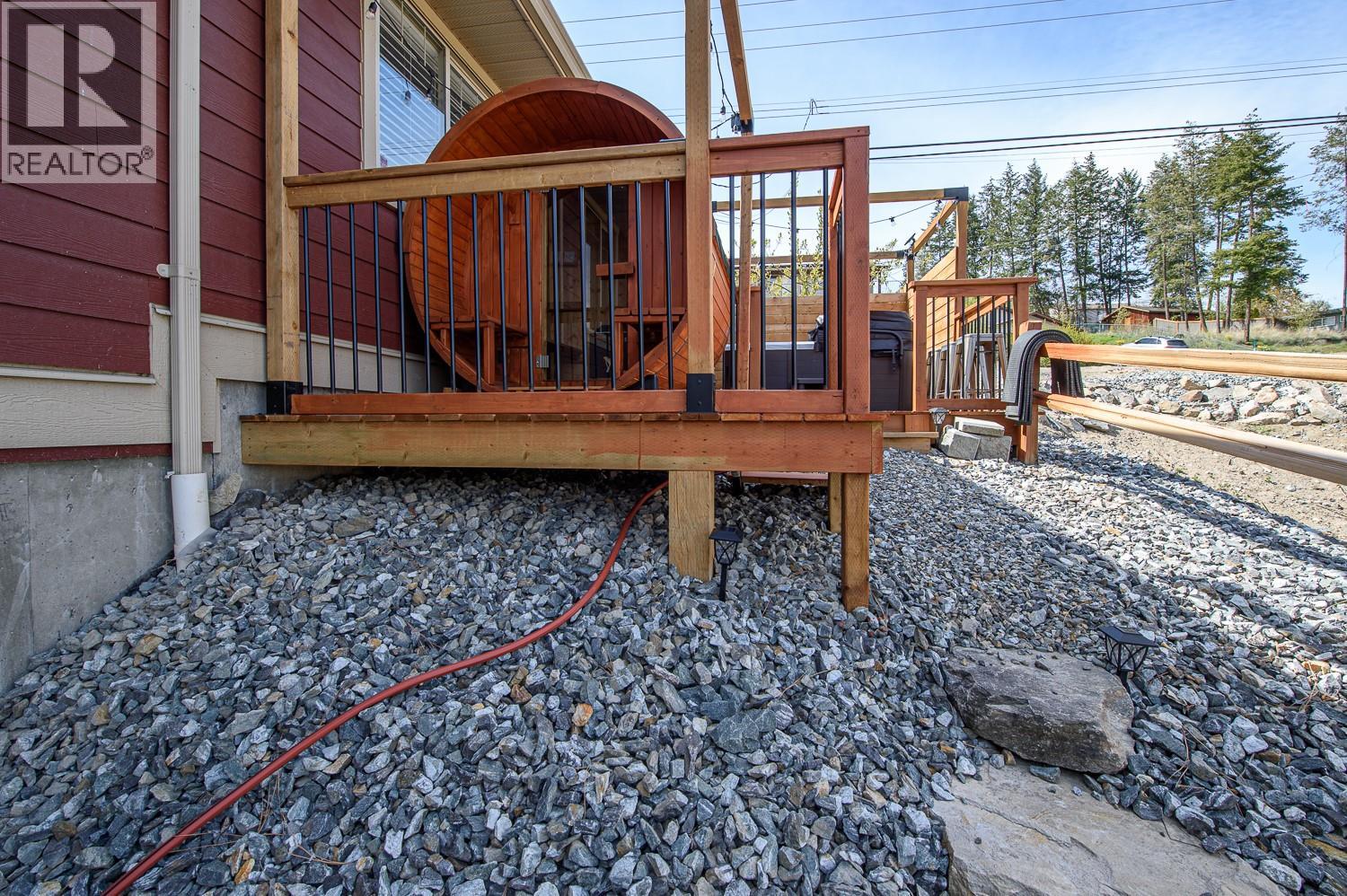 11617 Pretty Road, Lake Country