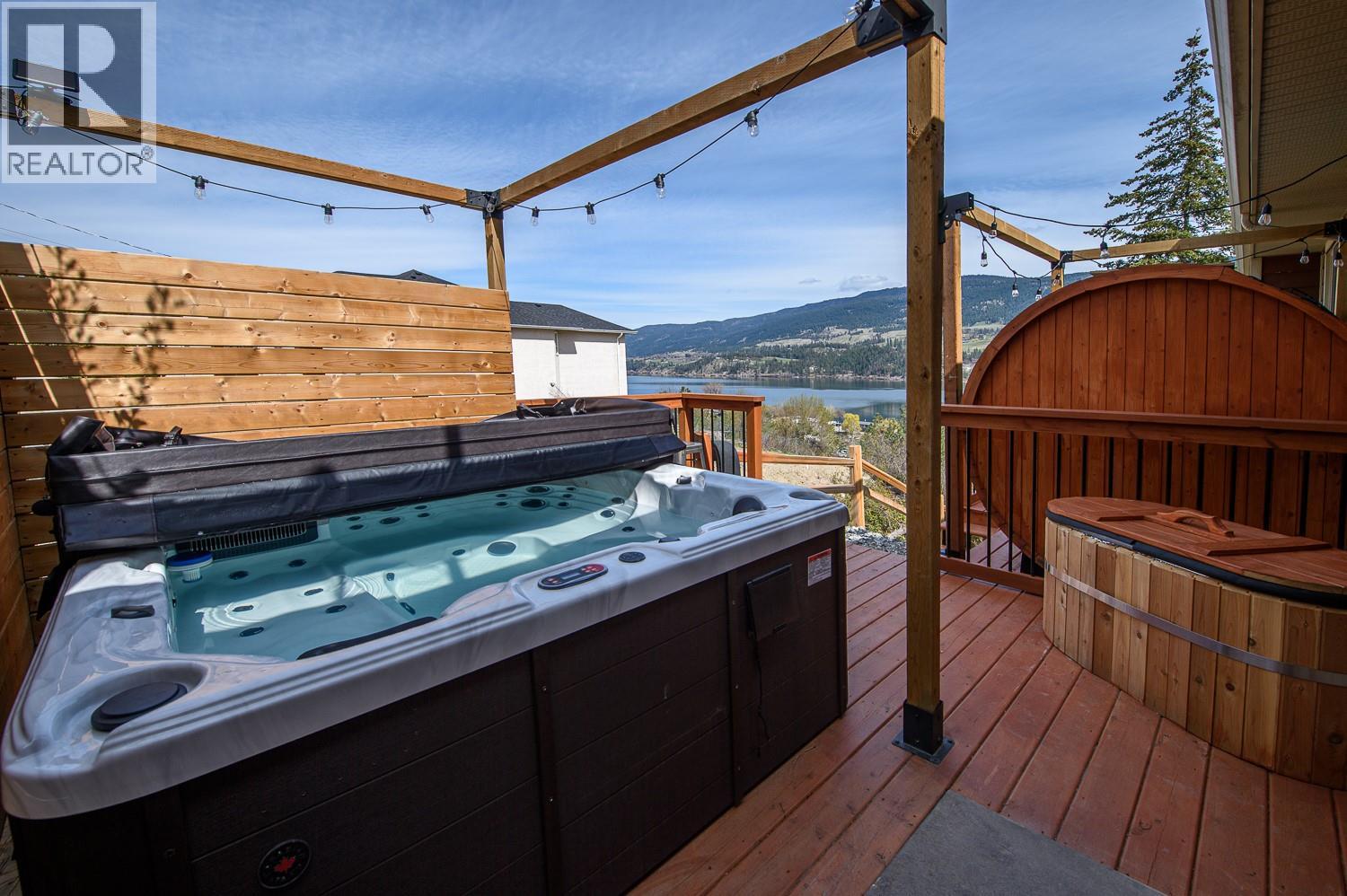 11617 Pretty Road, Lake Country