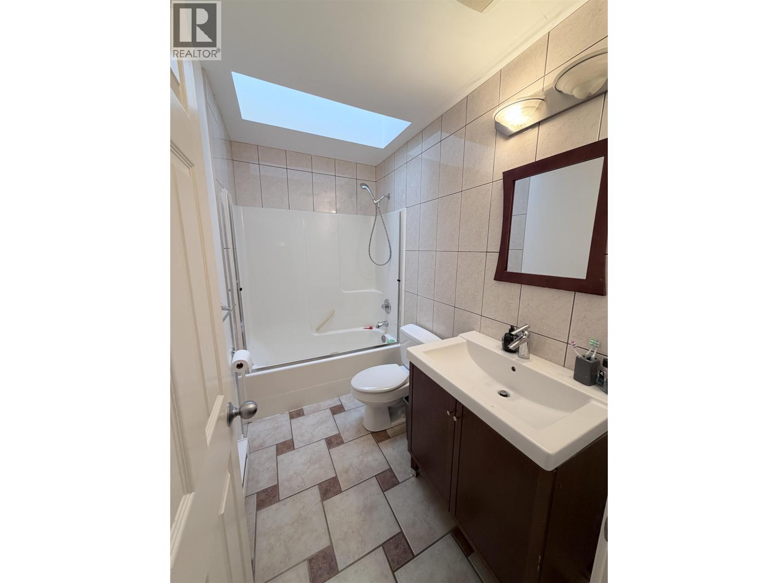 5565 RILEY ROAD, Halfmoon Bay