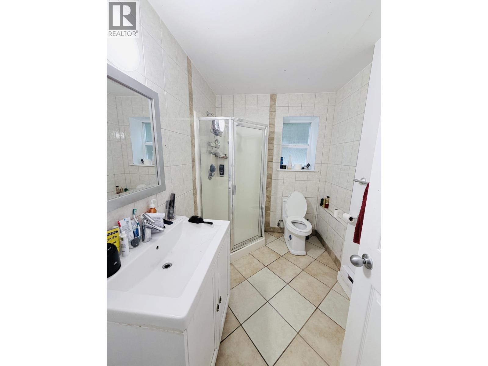 5565 RILEY ROAD, Halfmoon Bay