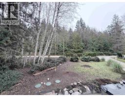 5565 Riley Road, Halfmoon Bay, BC V7Z1B6 Photo 23